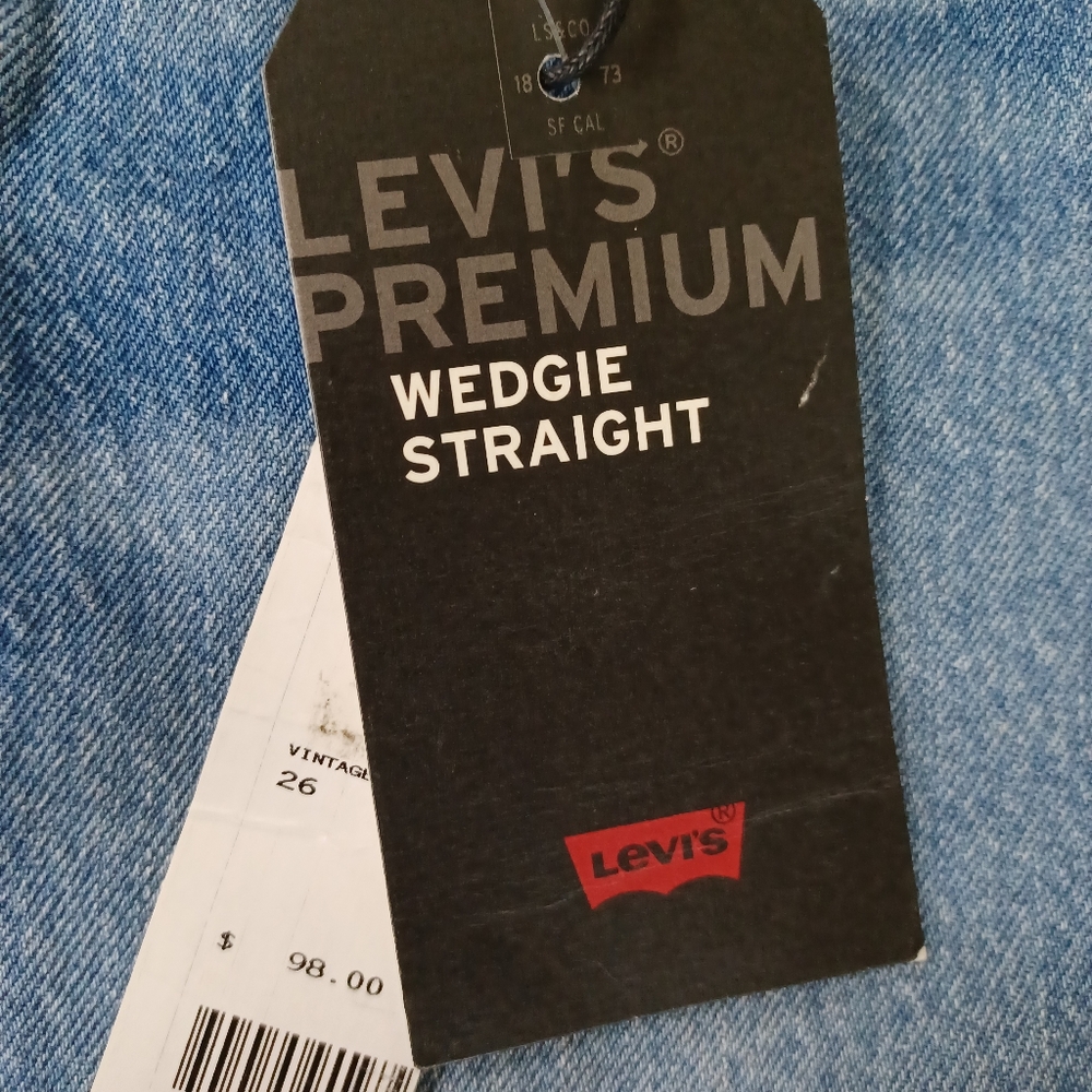 Levi's Premium Wedgie Straight Denim - Picture 3 of 15